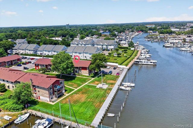 263 River Avenue 52, Patchogue, NY 11772