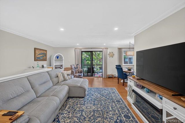263 River Avenue 52, Patchogue, NY 11772