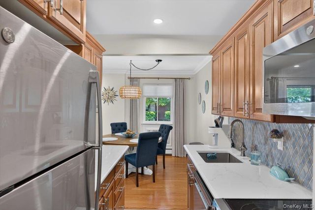 263 River Avenue 52, Patchogue, NY 11772