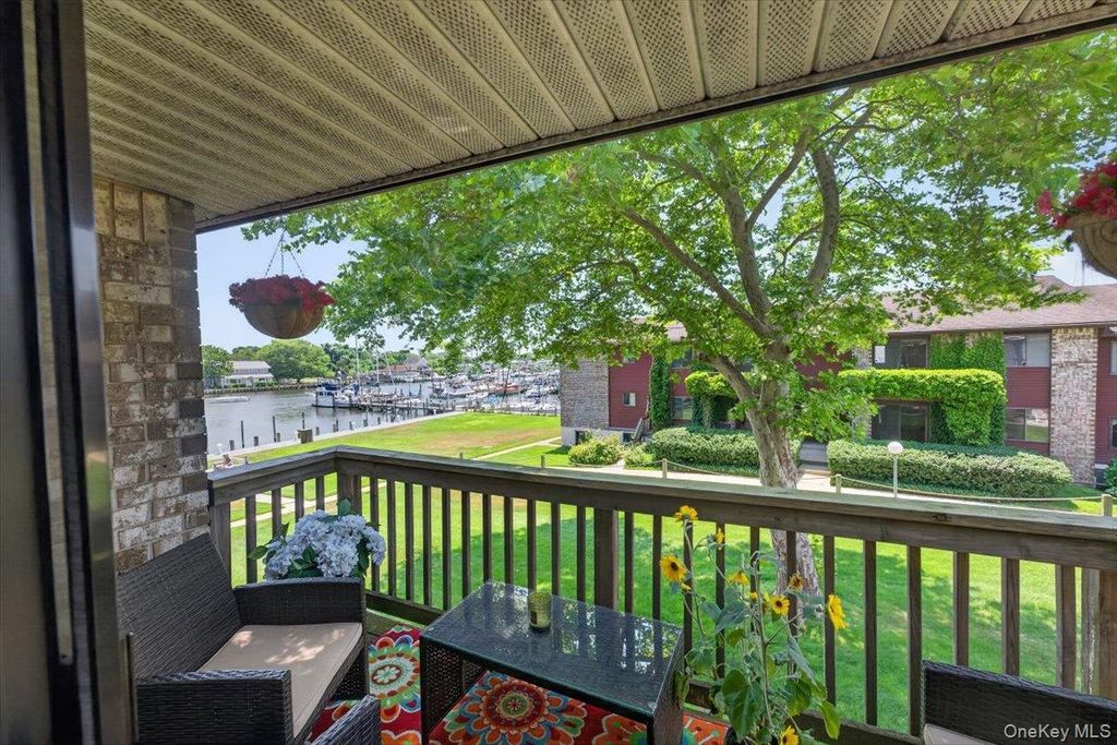 263 River Avenue 52, Patchogue, NY 11772