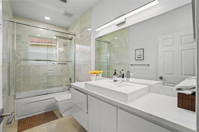 2569 Eagle Run Lane 0, Weston, FL 33327