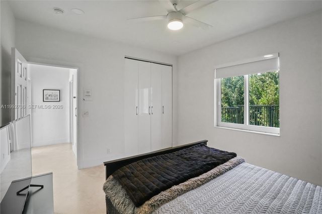 2569 Eagle Run Lane 0, Weston, FL 33327