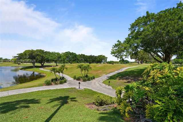 2569 Eagle Run Lane 0, Weston, FL 33327