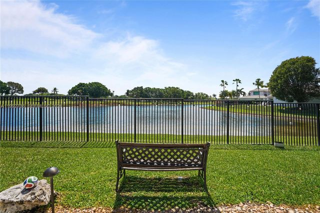 2569 Eagle Run Lane 0, Weston, FL 33327
