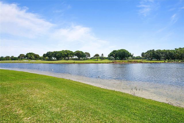 2569 Eagle Run Lane 0, Weston, FL 33327
