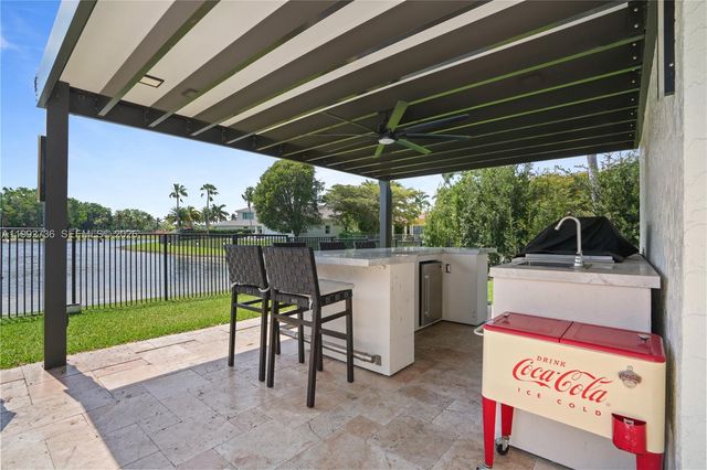 2569 Eagle Run Lane 0, Weston, FL 33327