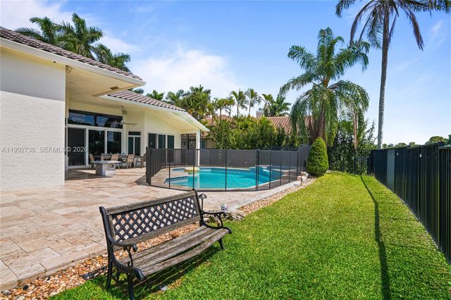 2569 Eagle Run Lane 0, Weston, FL 33327