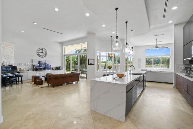 2569 Eagle Run Lane 0, Weston, FL 33327