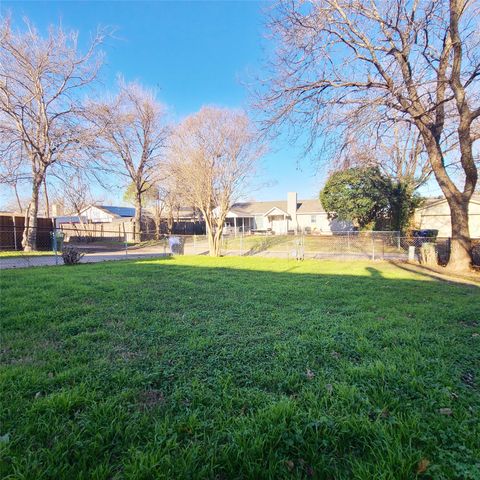 1026 Brookshire Circle, Garland, TX 75043