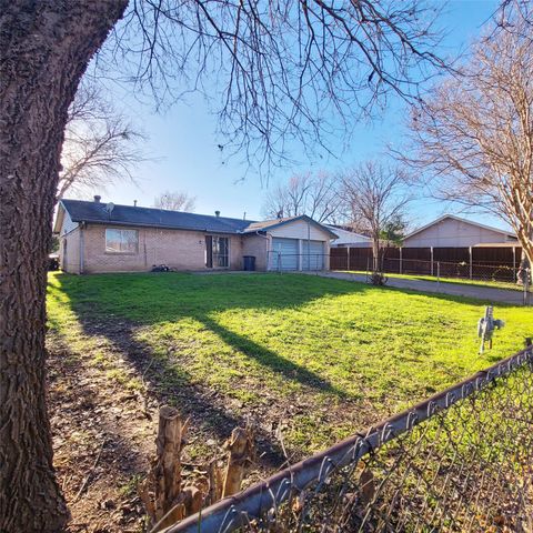 1026 Brookshire Circle, Garland, TX 75043