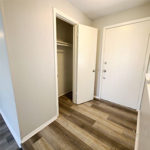 1026 Brookshire Circle, Garland, TX 75043