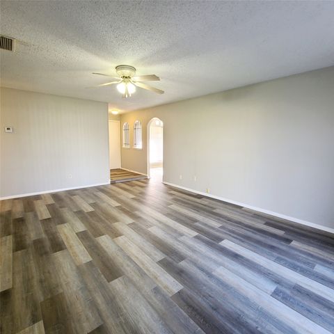 1026 Brookshire Circle, Garland, TX 75043