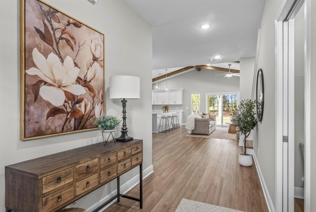 8300 Tavira Street, Navarre, FL 32566