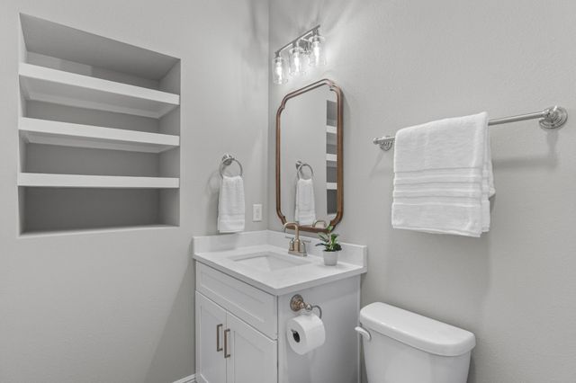 8300 Tavira Street, Navarre, FL 32566