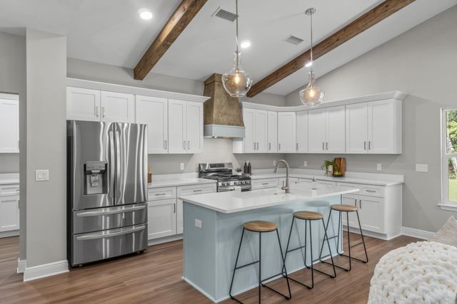 8300 Tavira Street, Navarre, FL 32566
