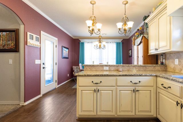 4967 Lighthouse Springs Drive, Grove, OK 74344