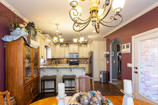 4967 Lighthouse Springs Drive, Grove, OK 74344