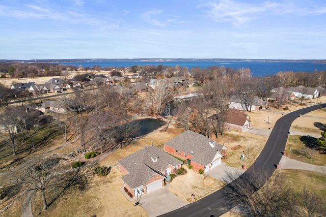 4967 Lighthouse Springs Drive, Grove, OK 74344