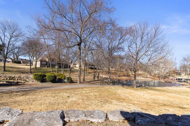 4967 Lighthouse Springs Drive, Grove, OK 74344