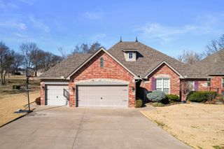 4967 Lighthouse Springs Drive, Grove, OK 74344