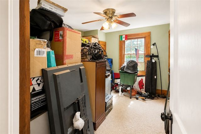 2951 Black Oak Road, Fayetteville, AR 72701