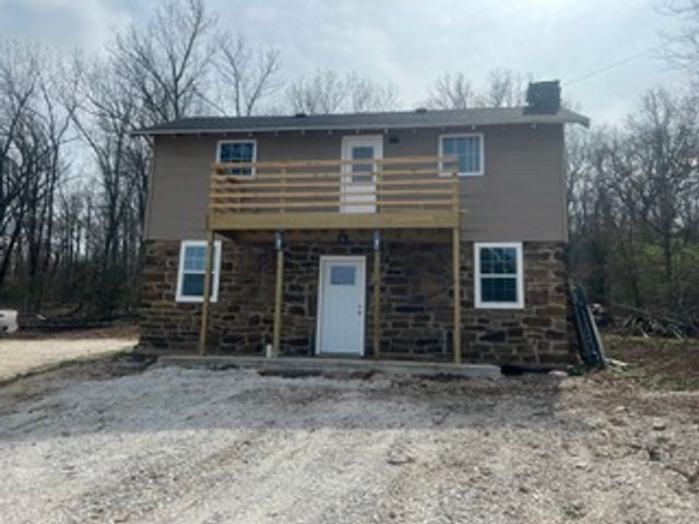 2951 Black Oak Road, Fayetteville, AR 72701