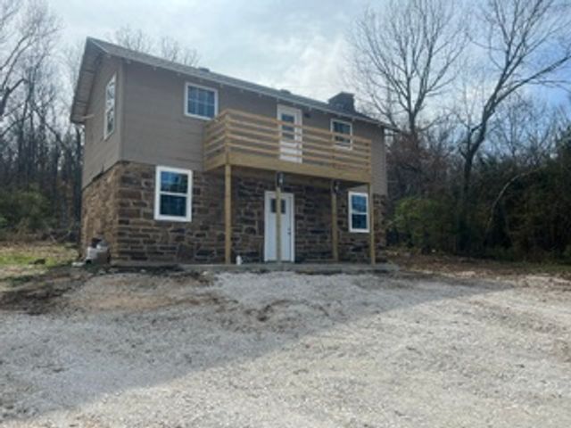 2951 Black Oak Road, Fayetteville, AR 72701