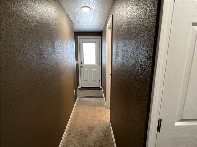 2951 Black Oak Road, Fayetteville, AR 72701