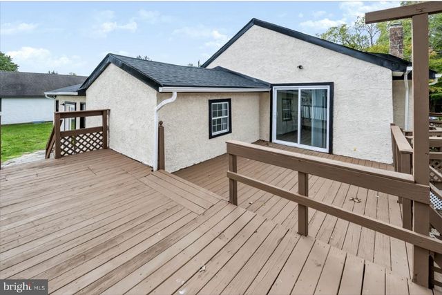 2377 BOOKER AVE, Aston, PA 19014