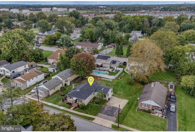 2377 BOOKER AVE, Aston, PA 19014