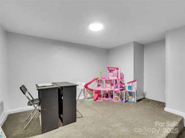 126 Arrowwood Way, Canton, NC 28716