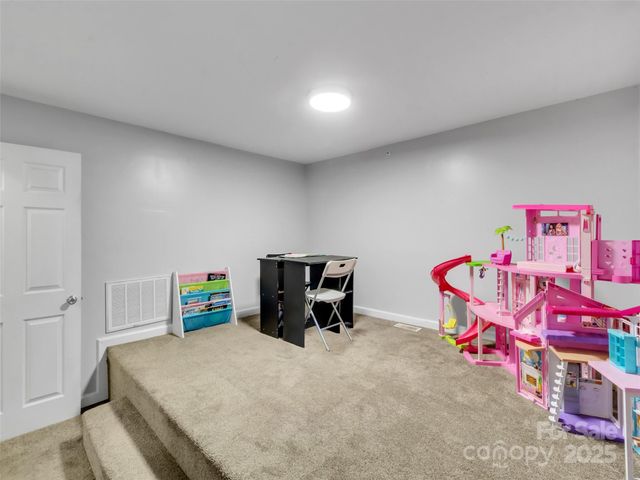 126 Arrowwood Way, Canton, NC 28716