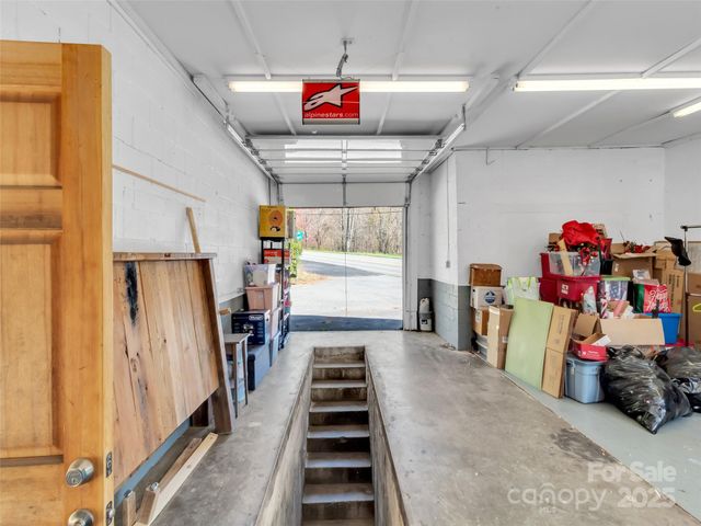 126 Arrowwood Way, Canton, NC 28716