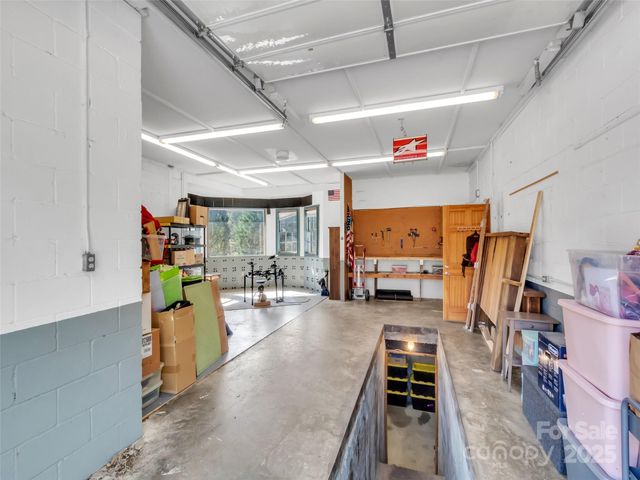 126 Arrowwood Way, Canton, NC 28716