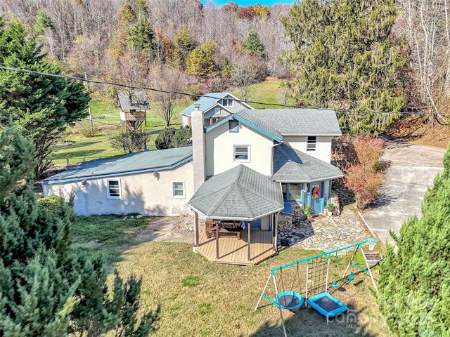 126 Arrowwood Way, Canton, NC 28716