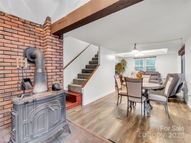 126 Arrowwood Way, Canton, NC 28716