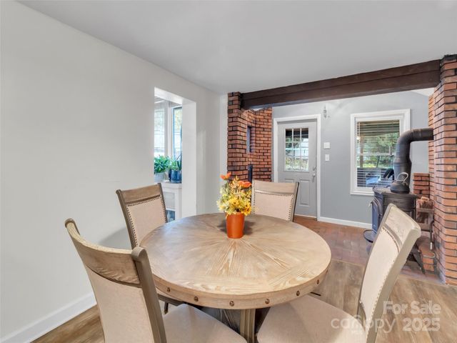 126 Arrowwood Way, Canton, NC 28716