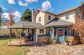 126 Arrowwood Way, Canton, NC 28716