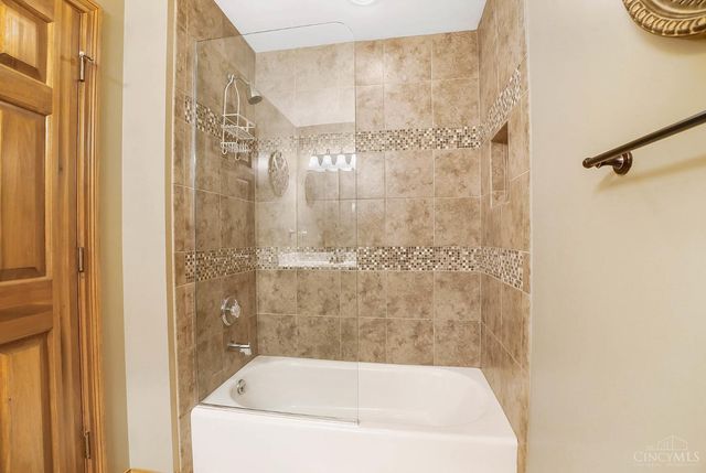 1325 Pineview Court, Hanover Twp, OH 45013