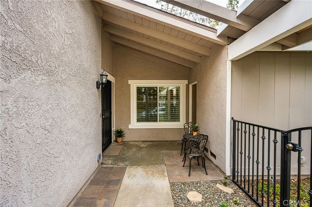 6520 E Camino, Anaheim, CA 92807