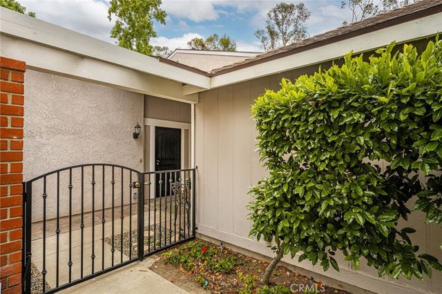 6520 E Camino, Anaheim, CA 92807
