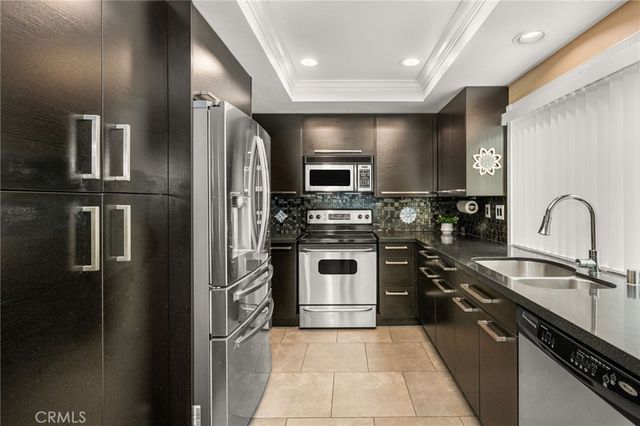 6520 E Camino, Anaheim, CA 92807