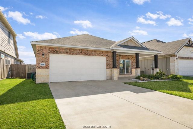 1967 Lili Cove, Bryan, TX 77807