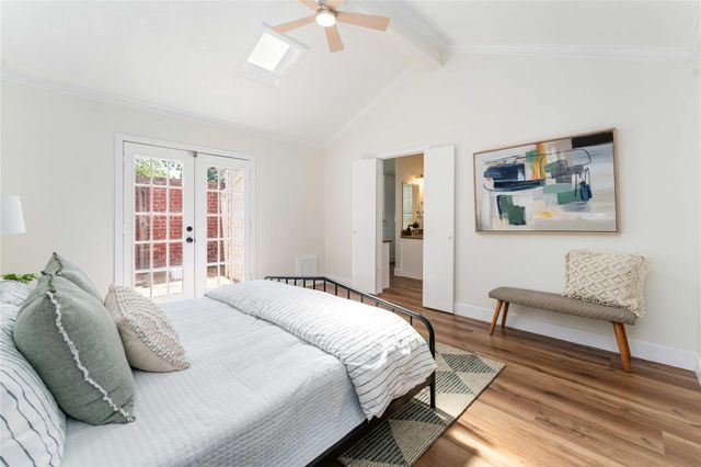 2102 Gray Falls Drive, Houston, TX 77077