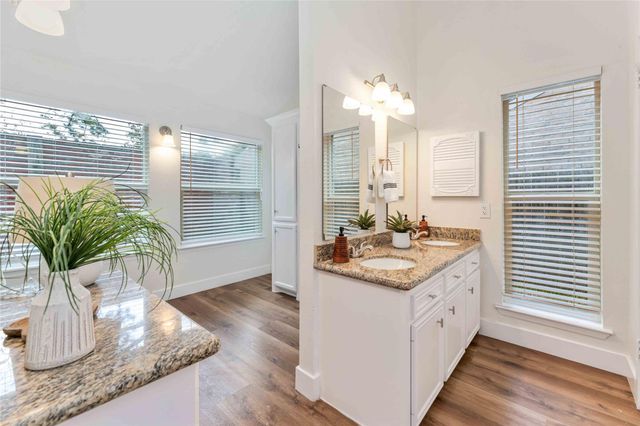 2102 Gray Falls Drive, Houston, TX 77077