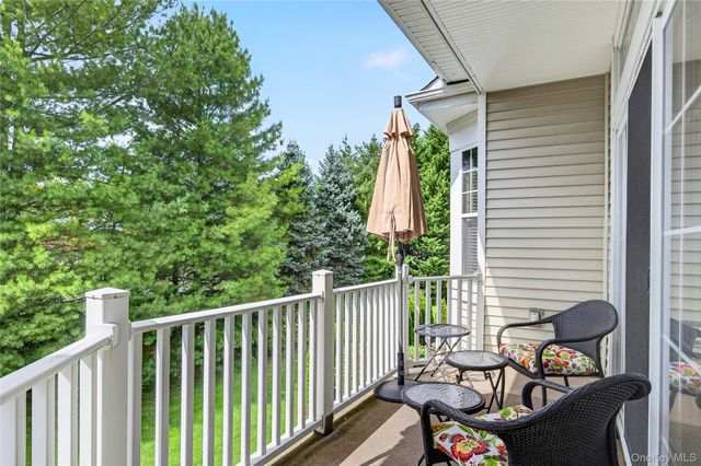 35 Symphony Drive, Lake Grove, NY 11755