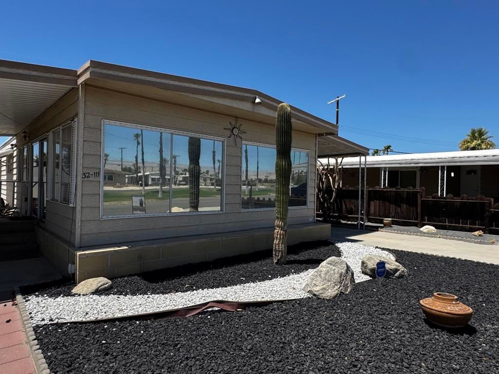 Image 2 of property listing at 32111 San Miguelito Drive, Thousand Palms, CA 92276