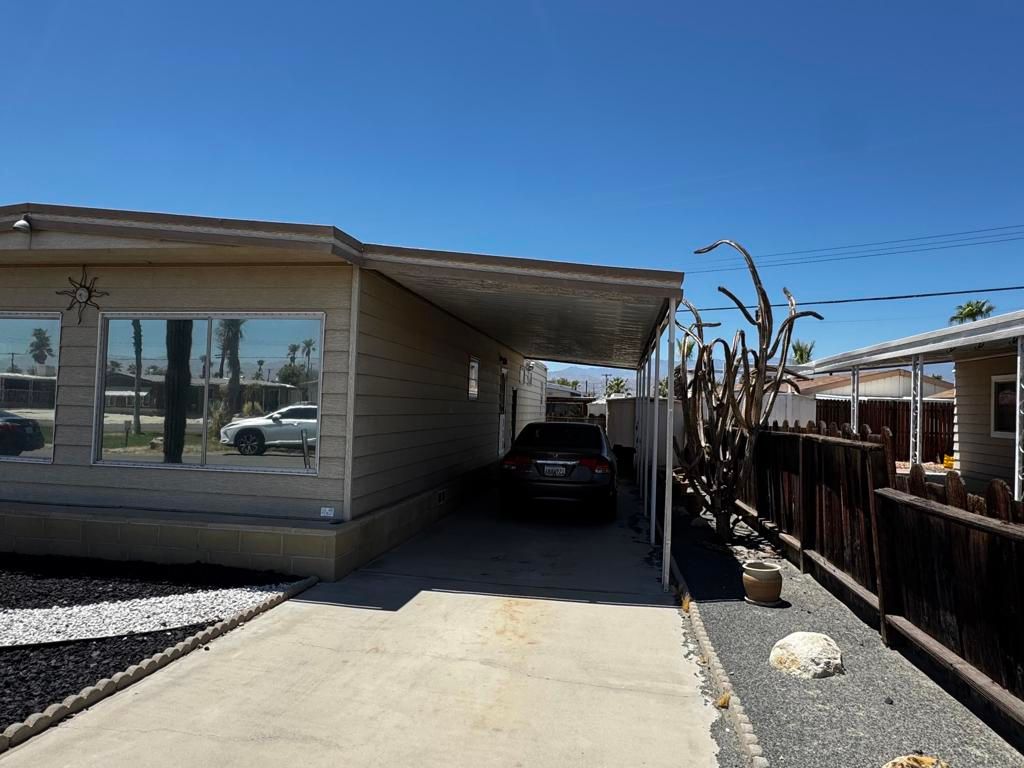 Image 20 of property listing at 32111 San Miguelito Drive, Thousand Palms, CA 92276