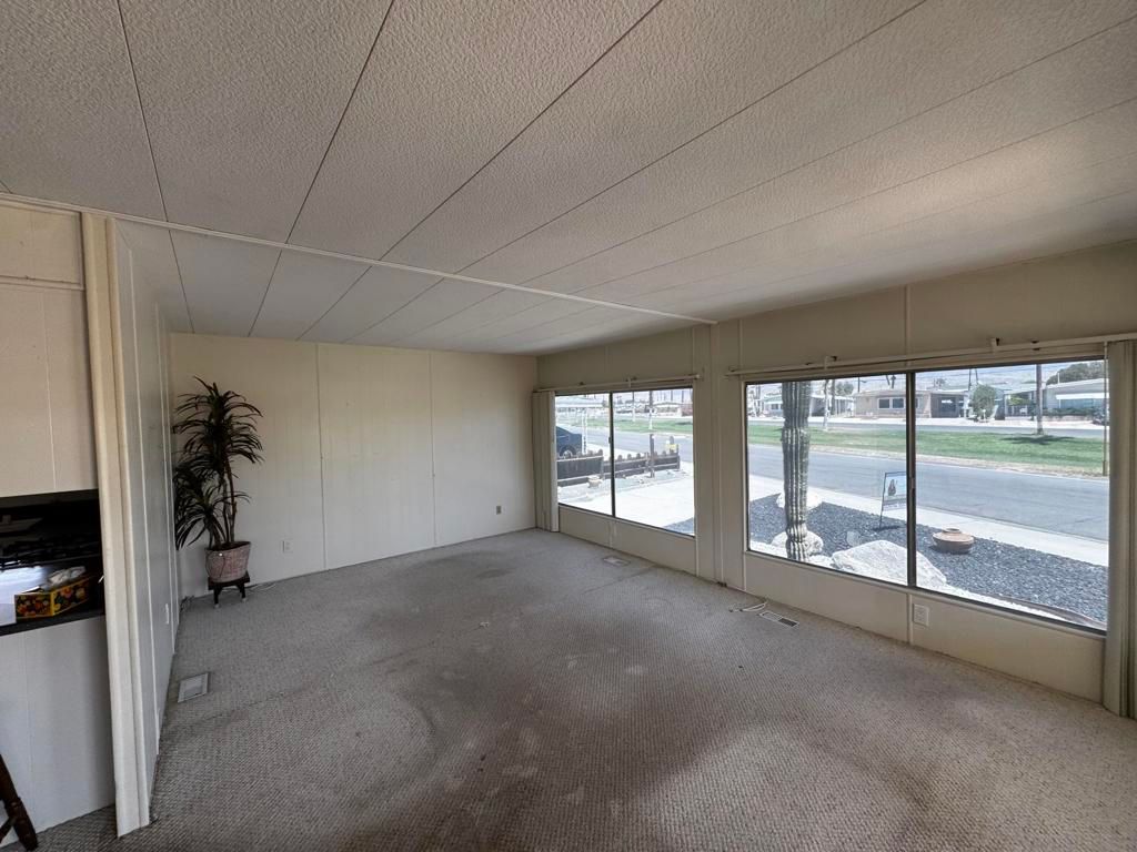 Image 4 of property listing at 32111 San Miguelito Drive, Thousand Palms, CA 92276