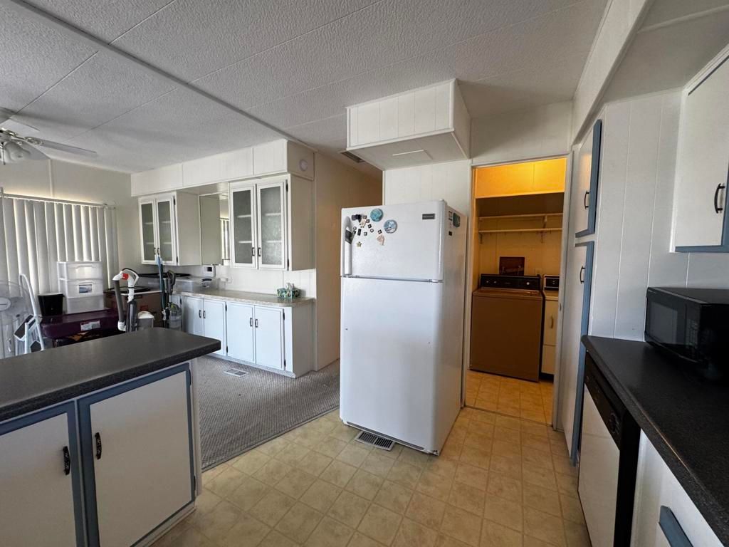 Image 6 of property listing at 32111 San Miguelito Drive, Thousand Palms, CA 92276